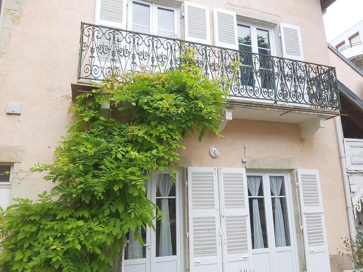 Holiday home La Maison Du 16 Vichy France